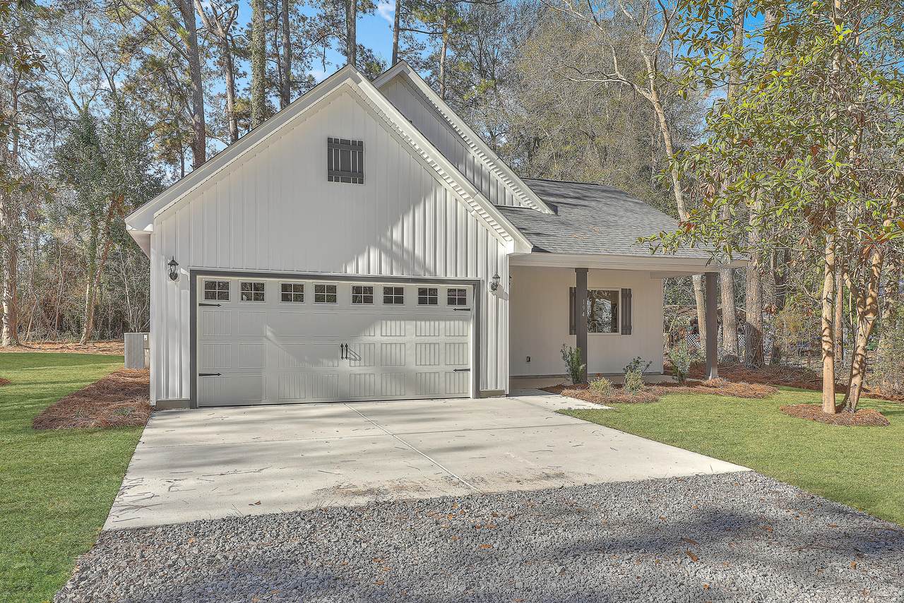 194 Quaker Street - Photo 1