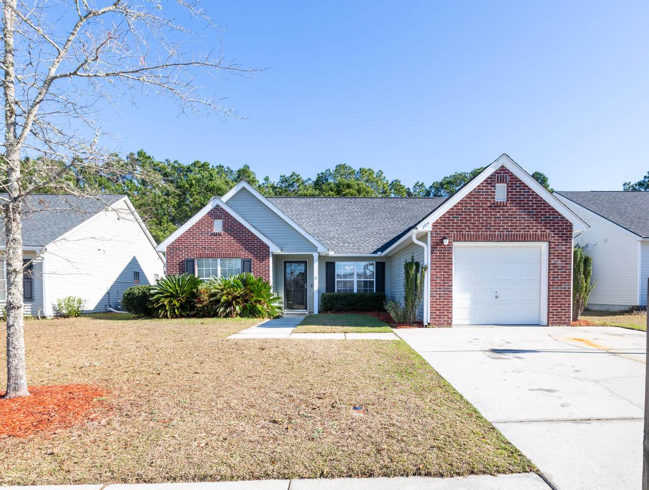 204 Dovetail Circle - Photo 1