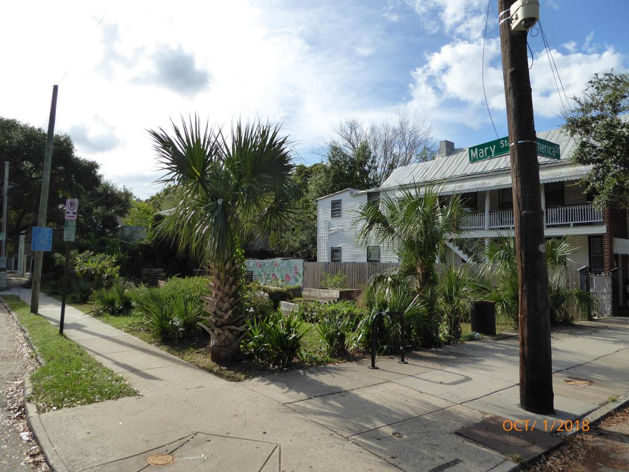 17 America Street - Photo 1
