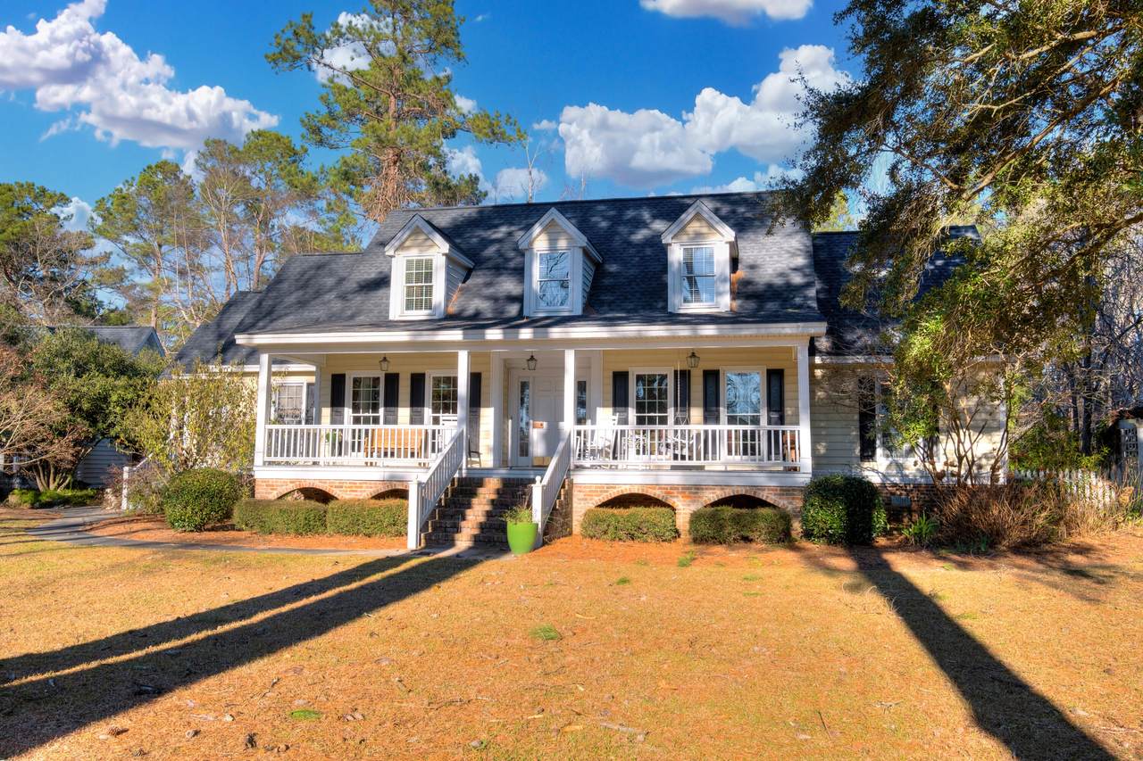 1562 Hickory Ridge Circle - Photo 1