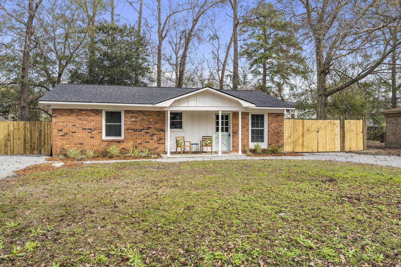 2622 Sal Lane - Photo 1
