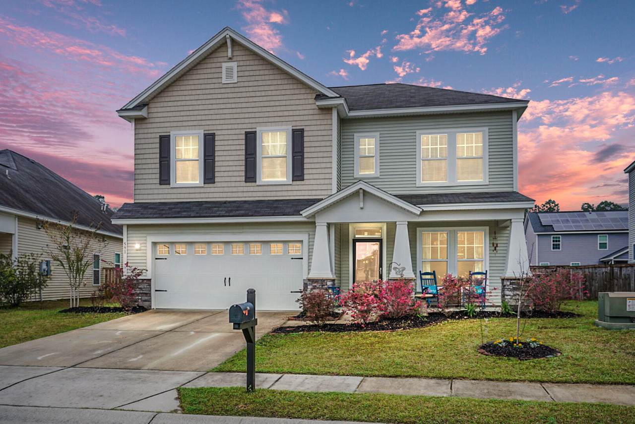 591 Crossland Drive - Photo 1