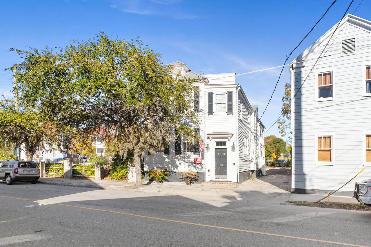 120 President Street - Photo 1