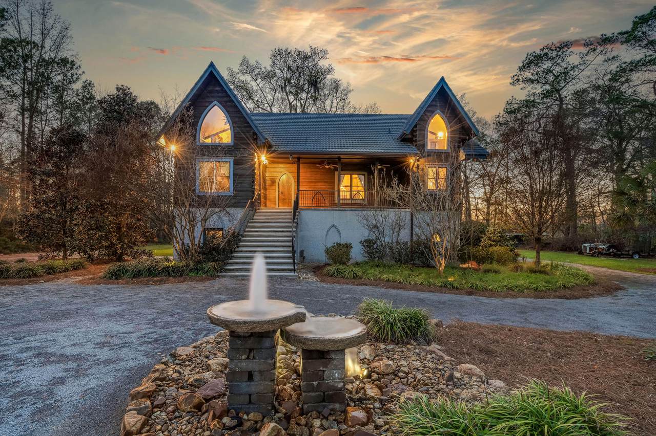 2773 Mt Carmel Road - Photo 1