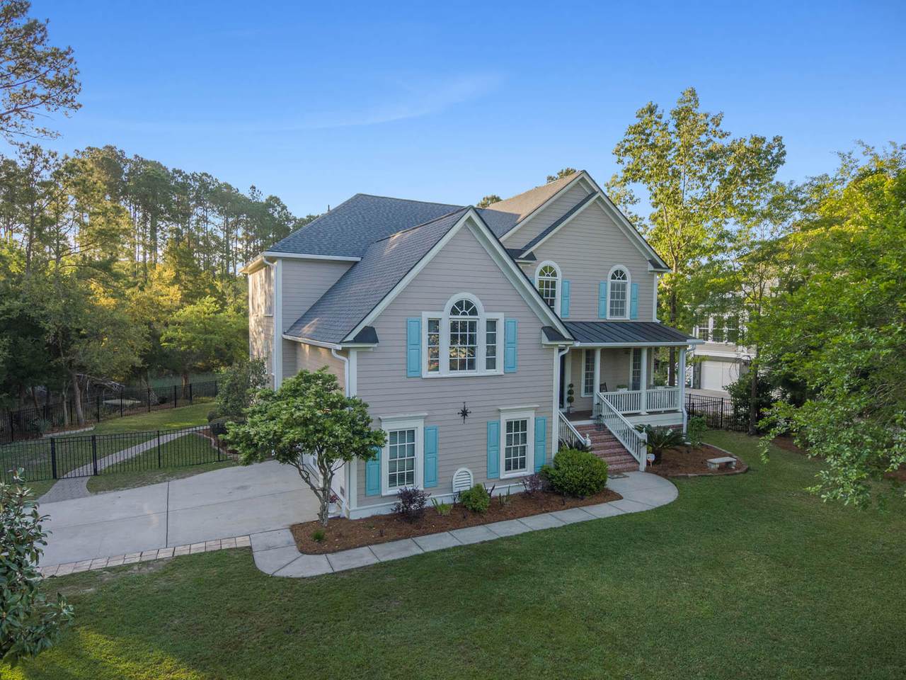 3805 Adrian Way - Photo 1