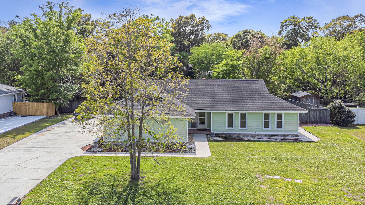 2899 Doncaster Drive - Photo 1