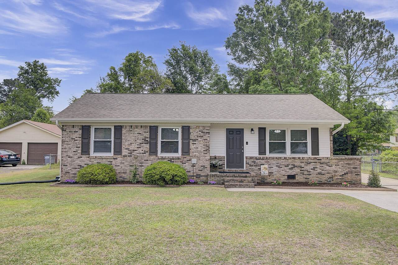 7612 Hillview Lane - Photo 1