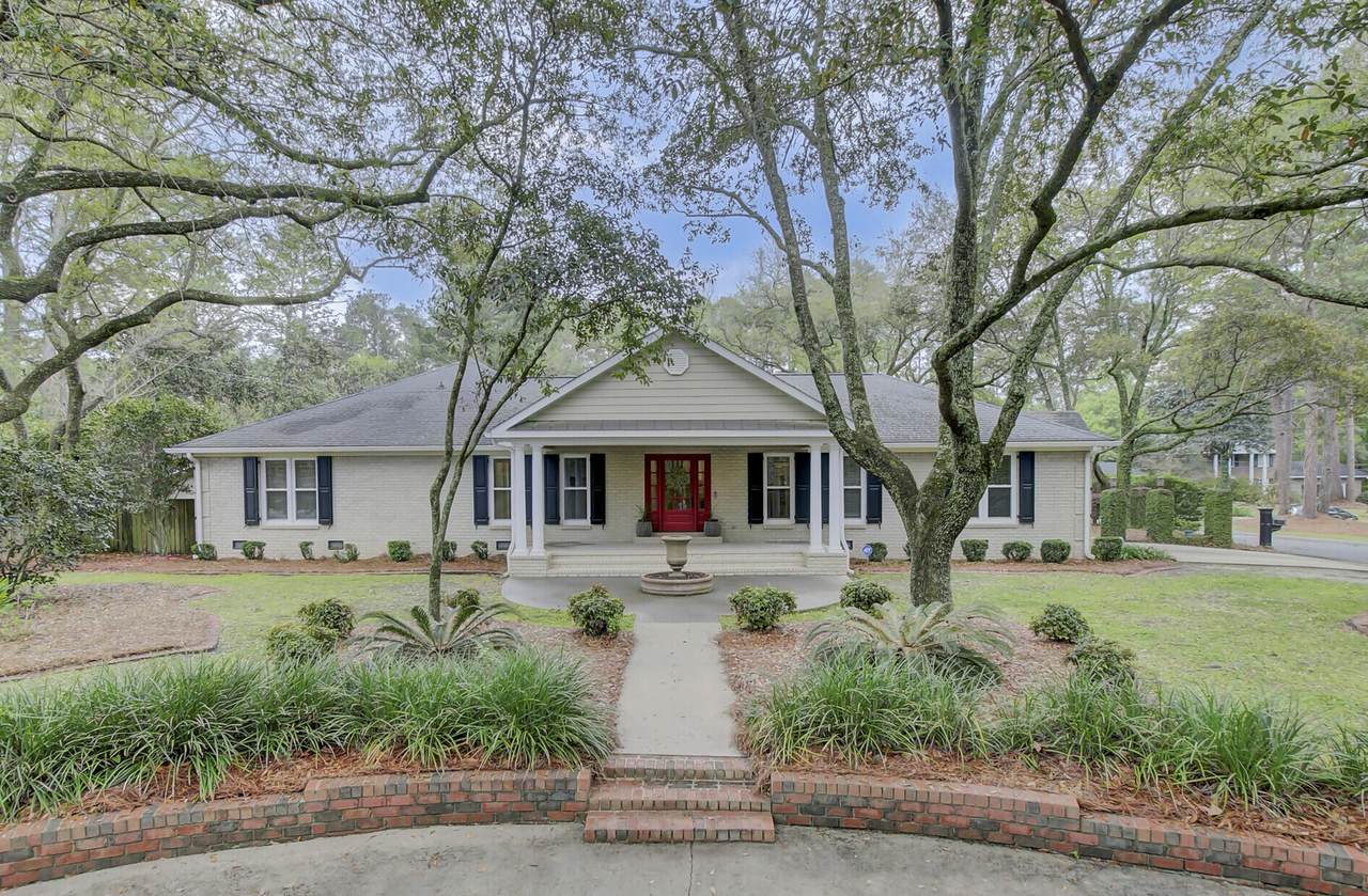 100 Fairway Drive - Photo 1