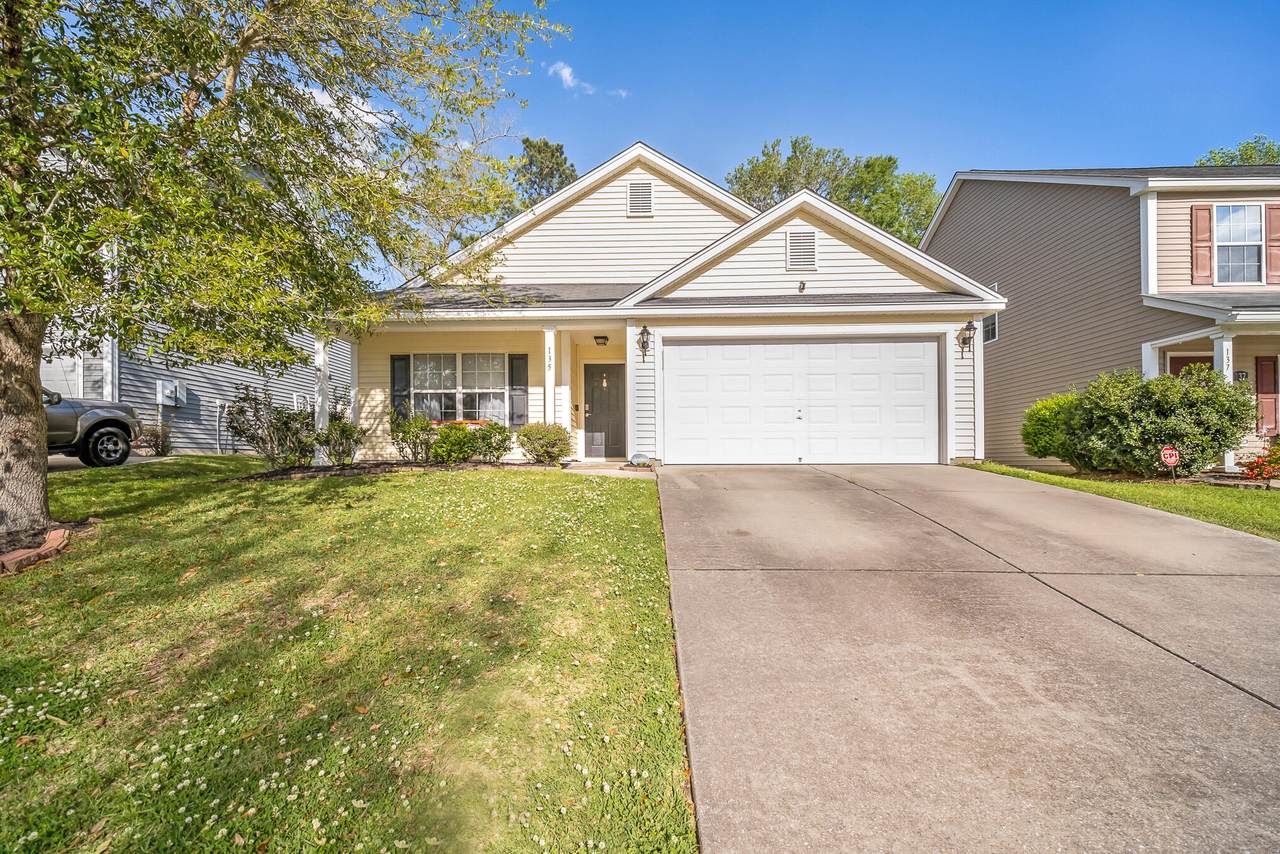 135 Destin Street - Photo 1