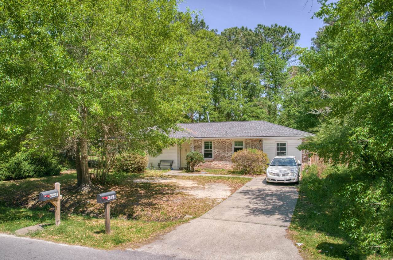 4428 Clovewood Street - Photo 1