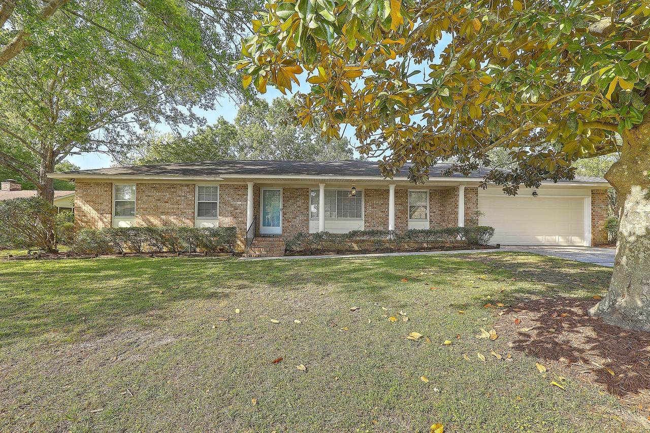 108 Claudia Drive - Photo 1
