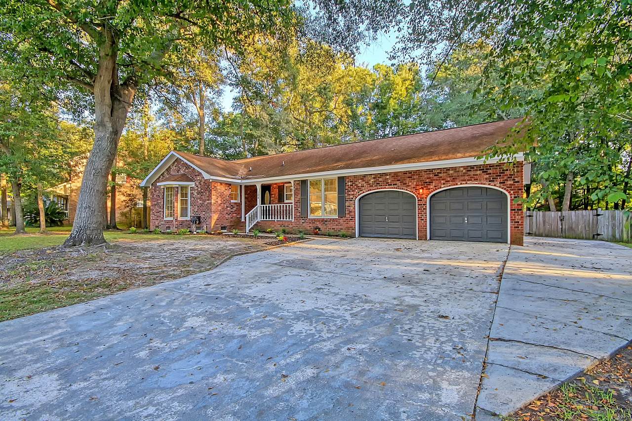 104 Savannah Round - Photo 1