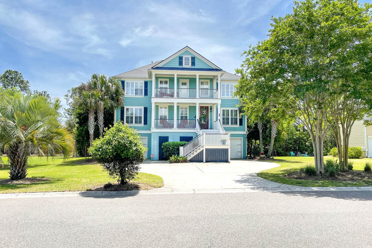 3012 Riverwood Drive - Photo 1