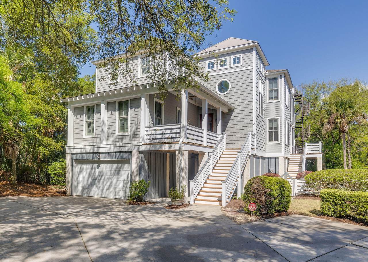5831 Back Bay Drive - Photo 1