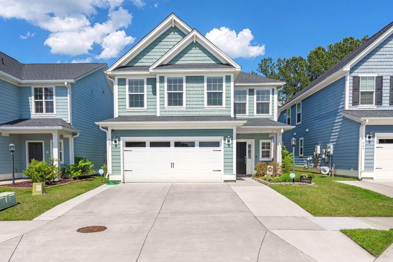 547 Alderly Drive - Photo 1