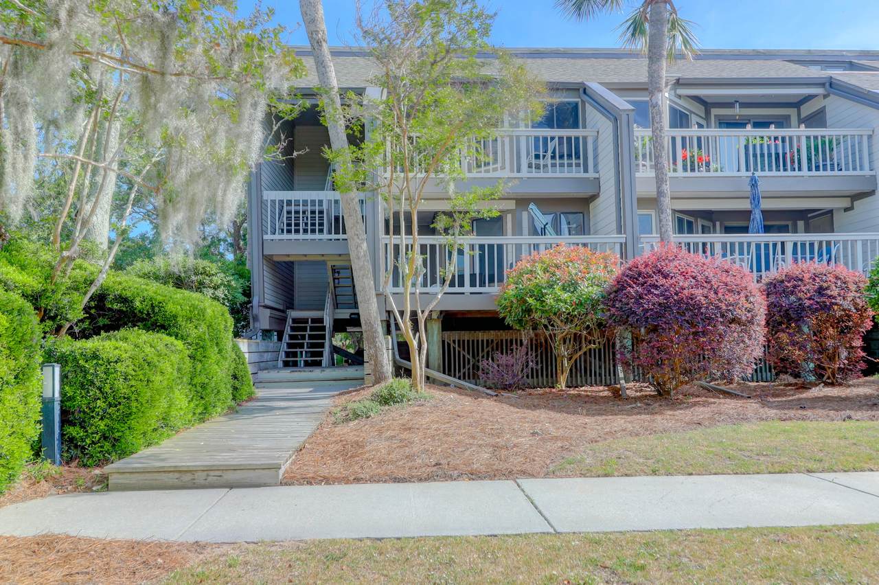 1601 Live Oak Park - Photo 1
