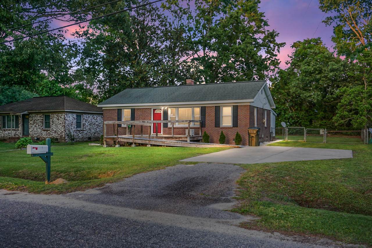 406 Anita Drive - Photo 1