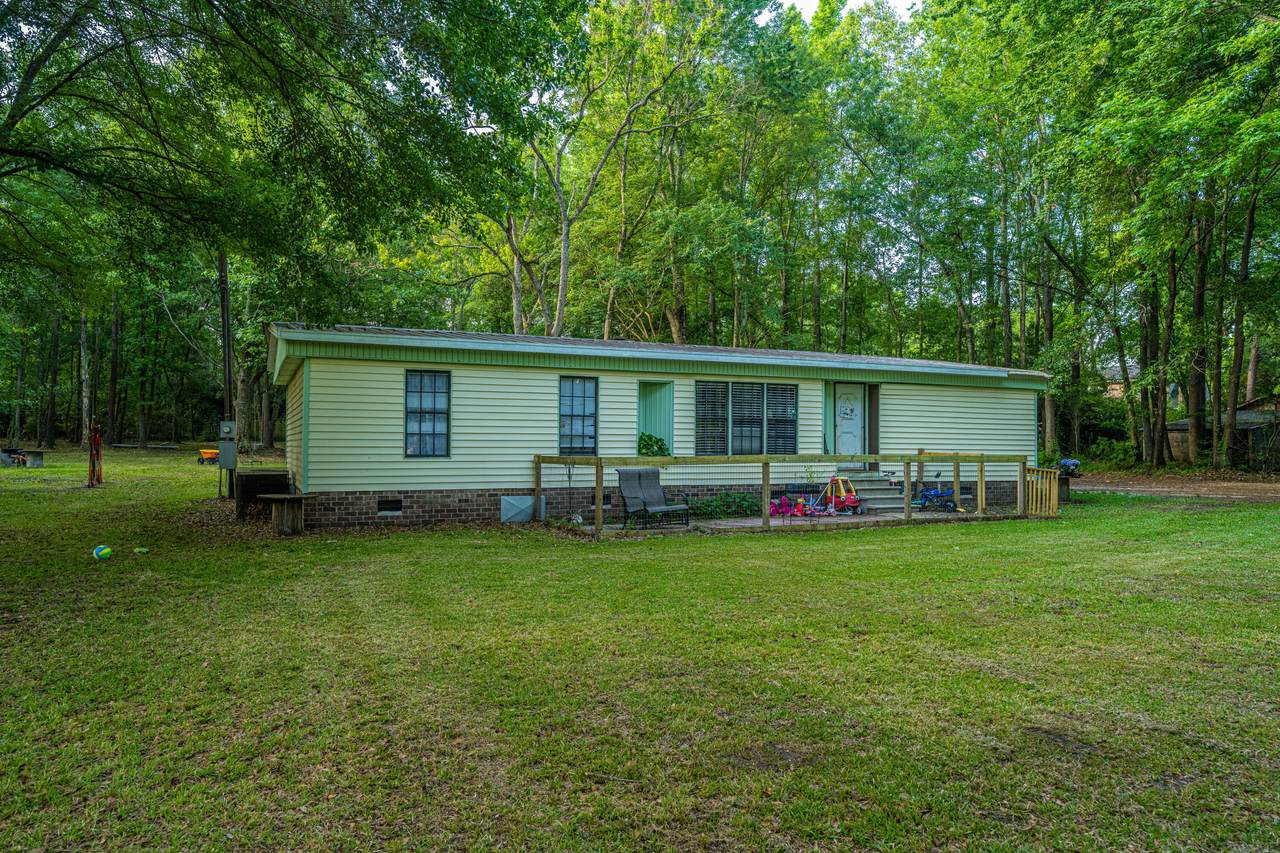 9115 Axle Lane - Photo 1