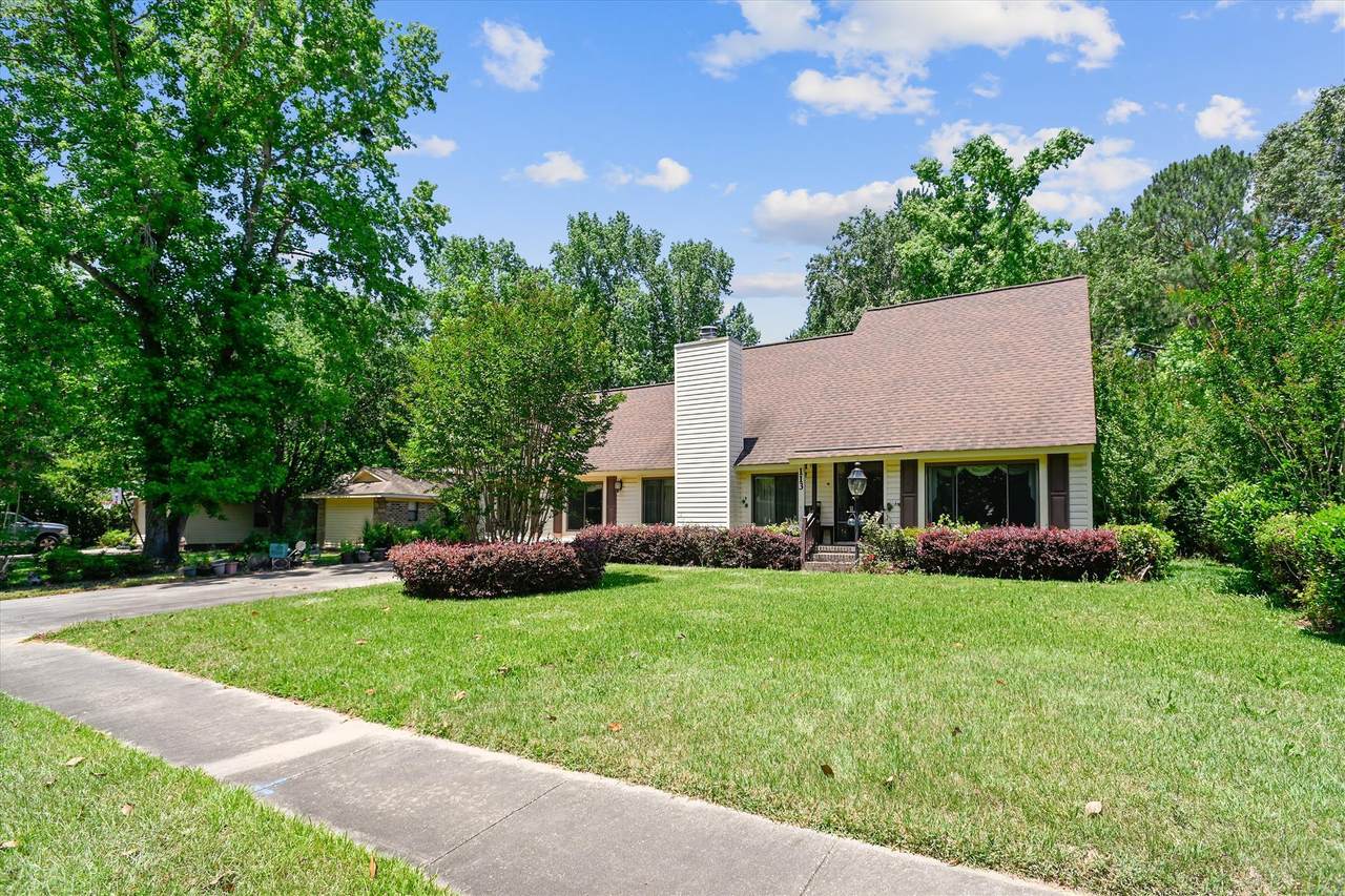 113 Boone Drive - Photo 1