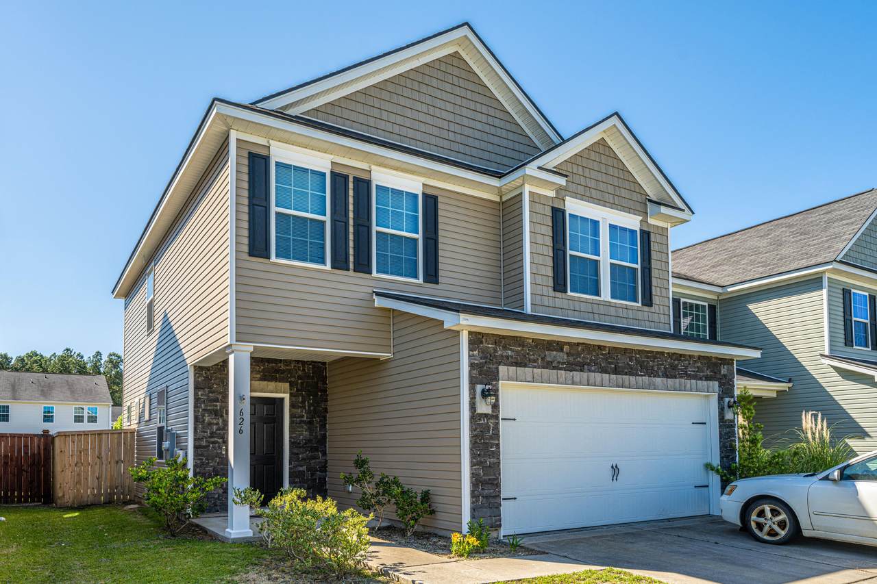 626 Redbud Lane - Photo 1