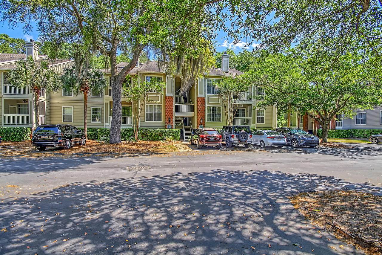 1600 Long Grove Drive - Photo 1