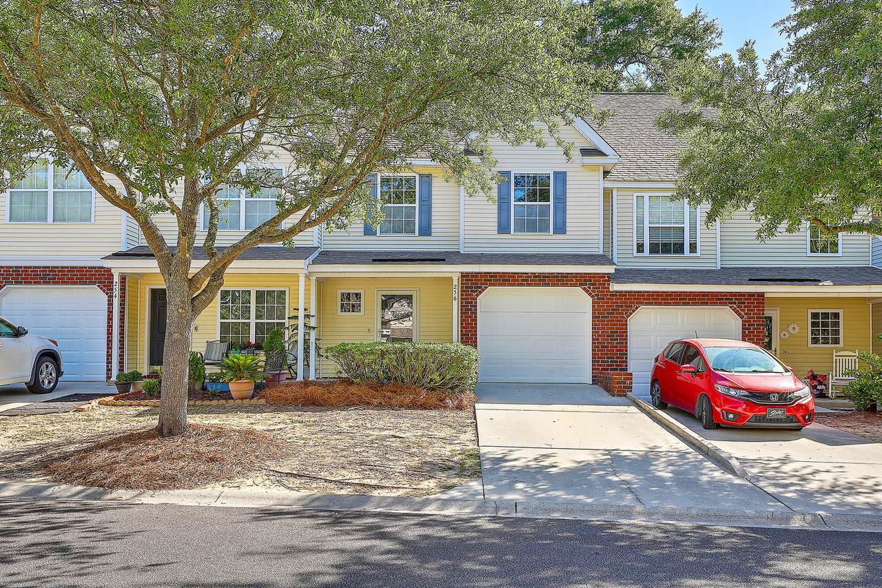 256 Kelsey Blvd Boulevard - Photo 1