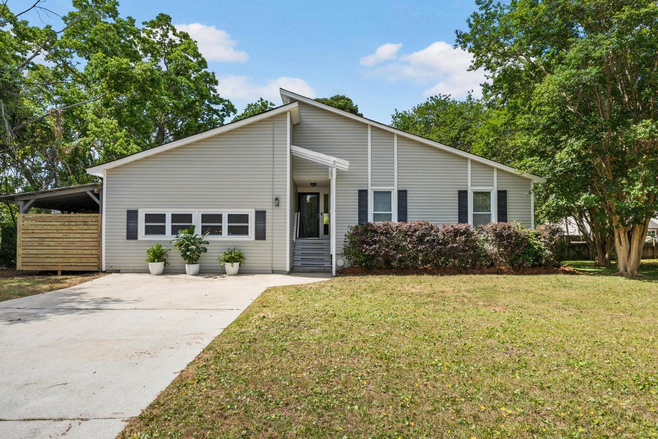 1293 Stiles Bee Avenue - Photo 1