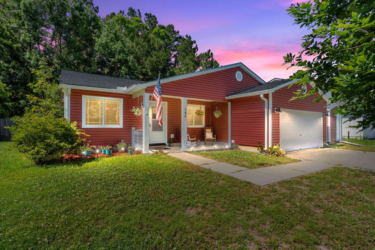 186 Apache Drive - Photo 1