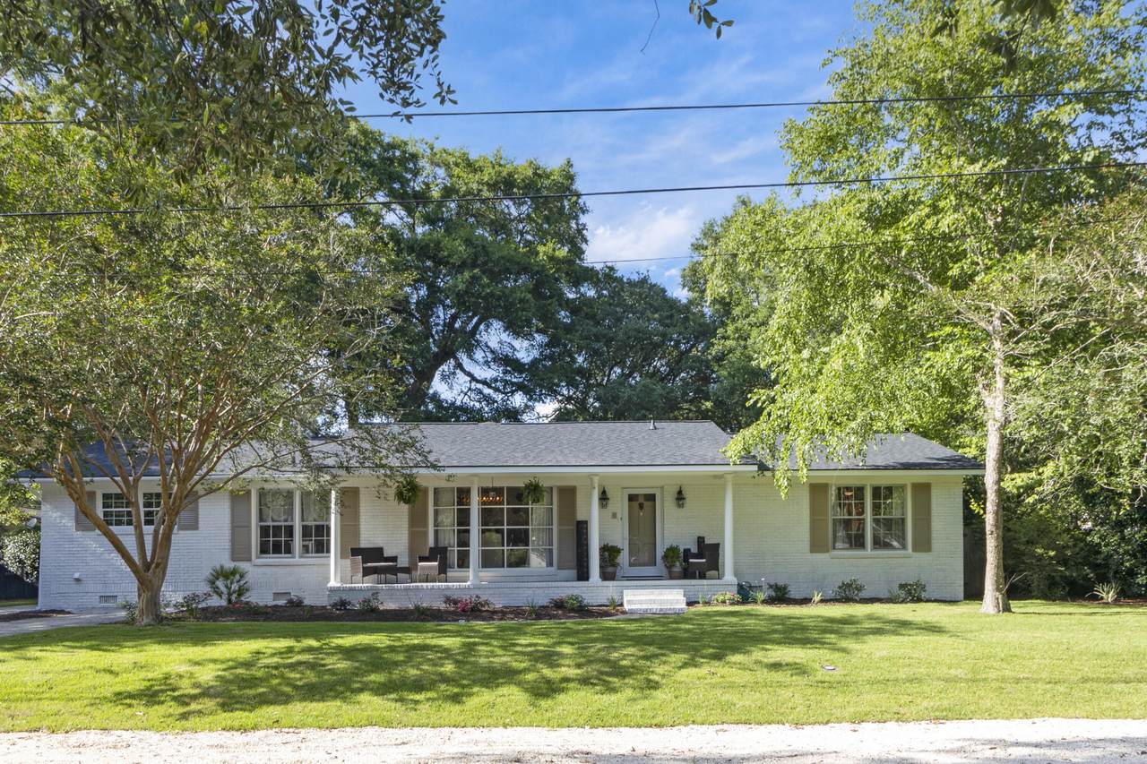 831 Fred Street - Photo 1