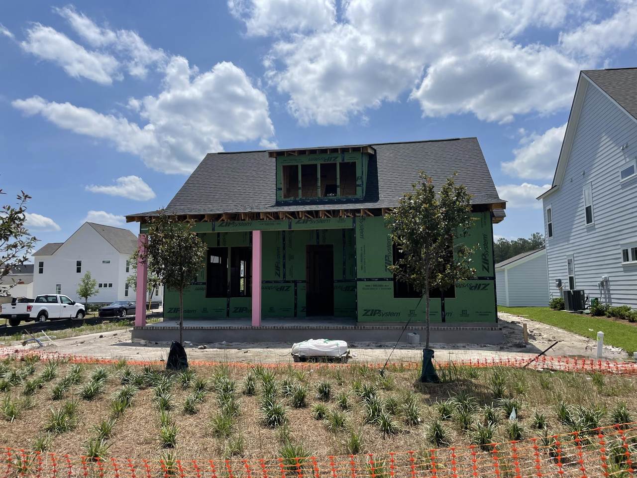 215 Symphony Avenue - Photo 1