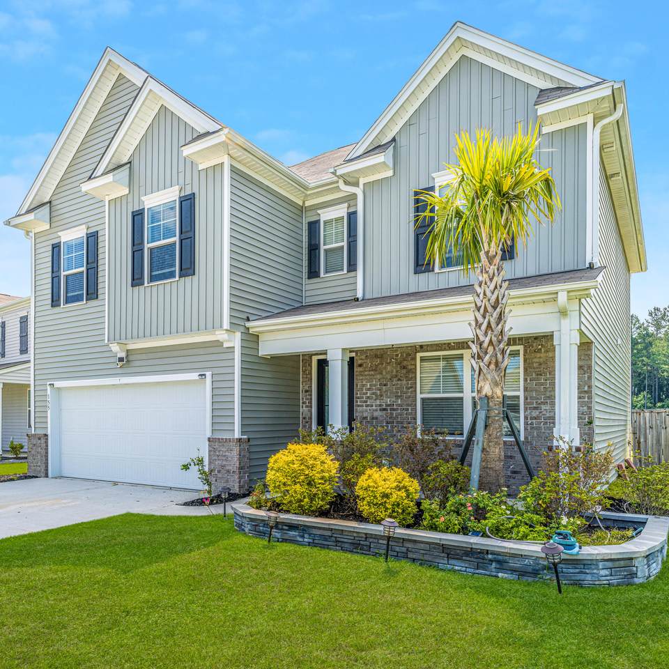 155 Greenwich Drive - Photo 1