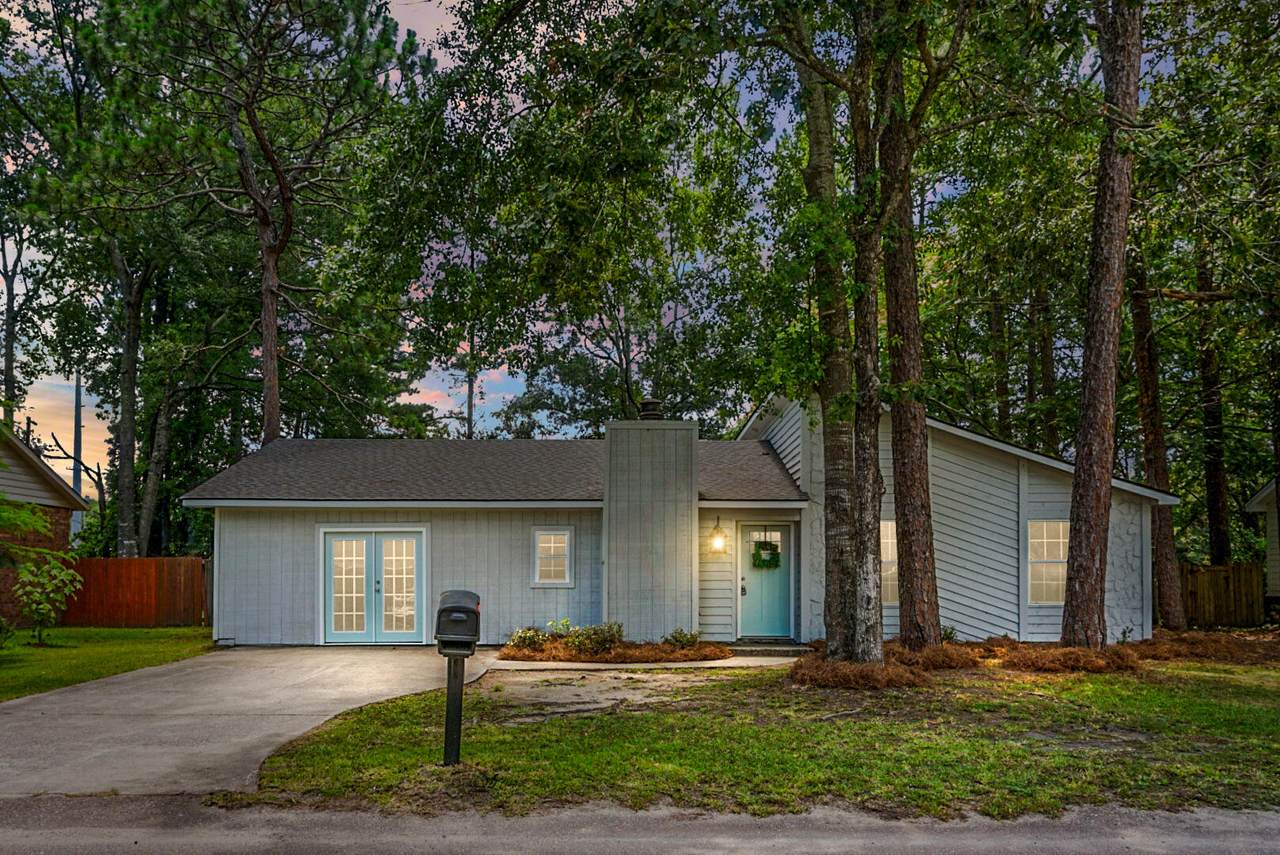 106 Peppertree Lane - Photo 1