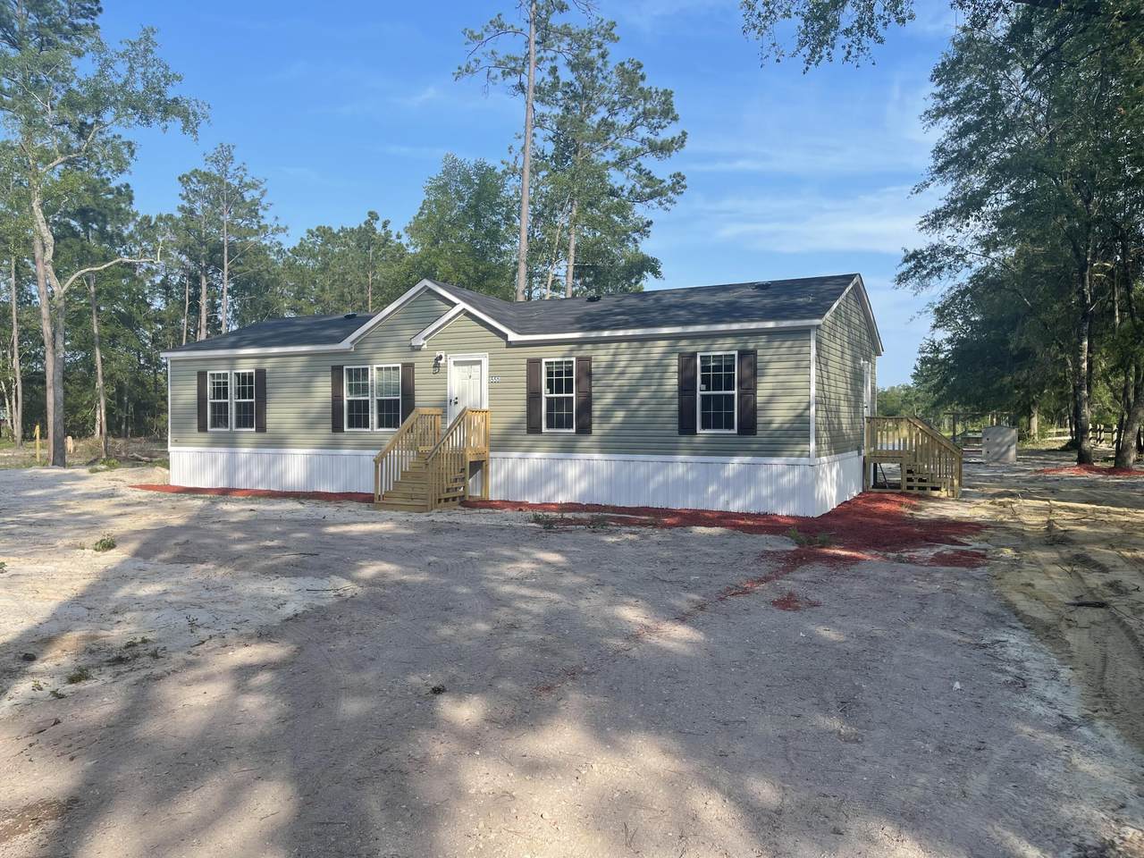 555 Sandridge Road - Photo 1