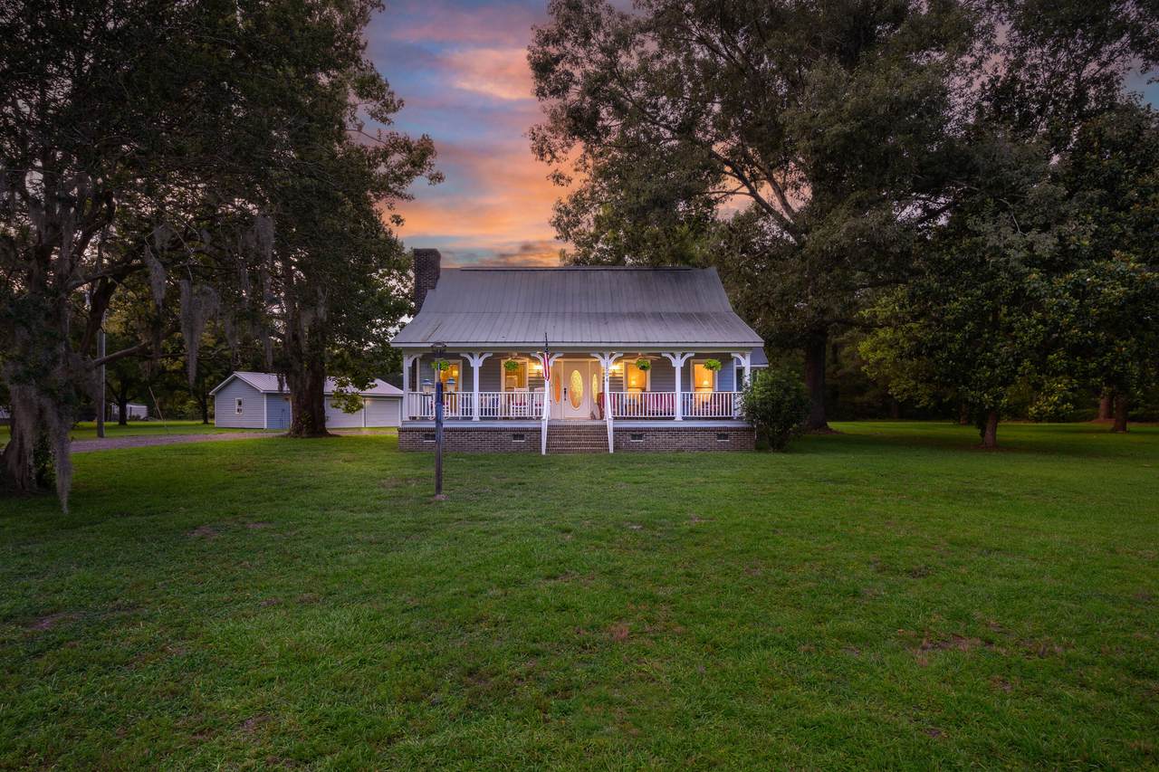 1504 Starline Drive - Photo 1