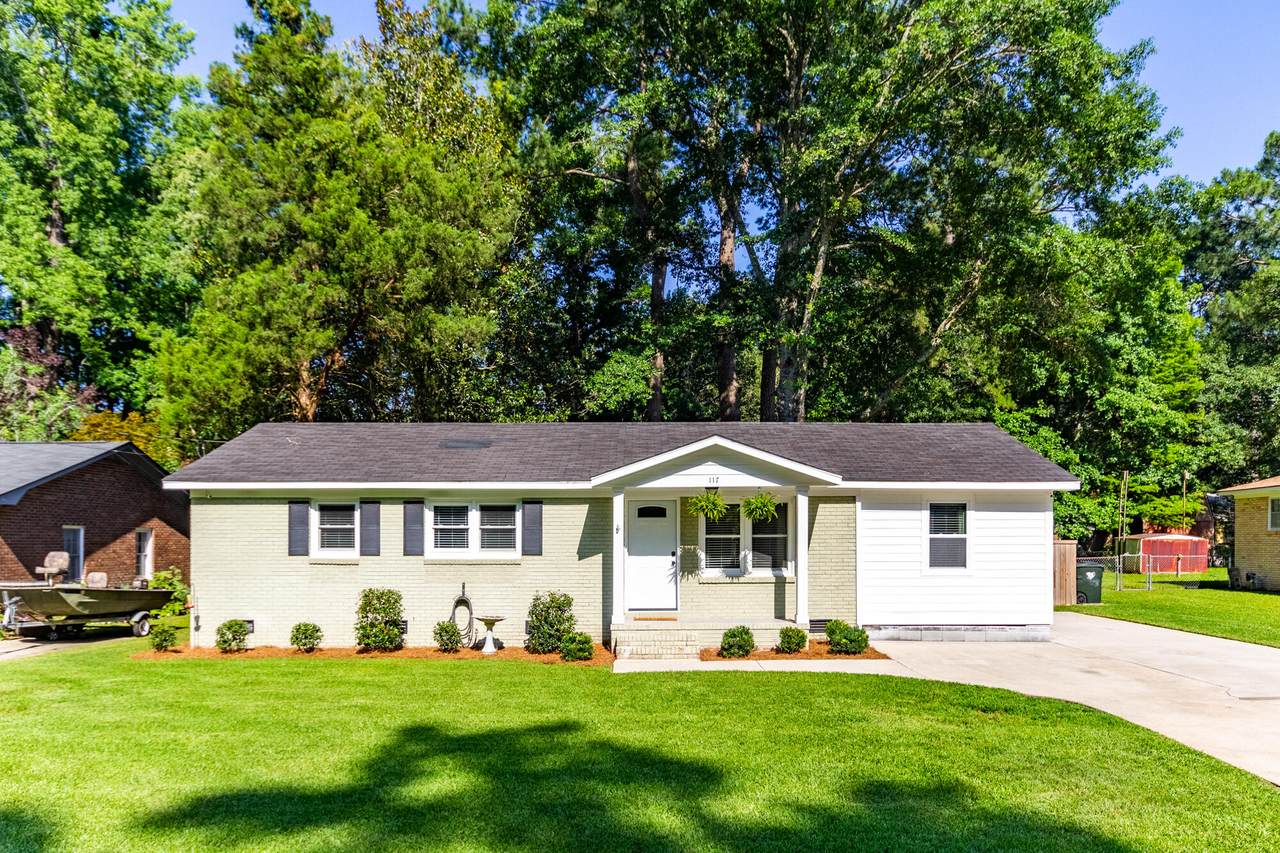 117 Helen Drive - Photo 1