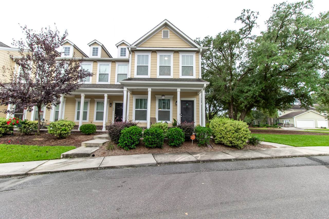 102 Bennett Lane - Photo 1