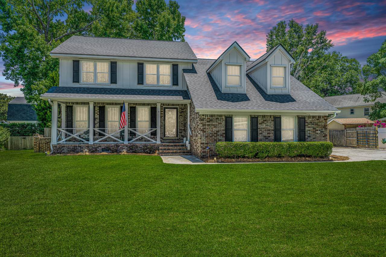 9 Indigo Point Drive - Photo 1