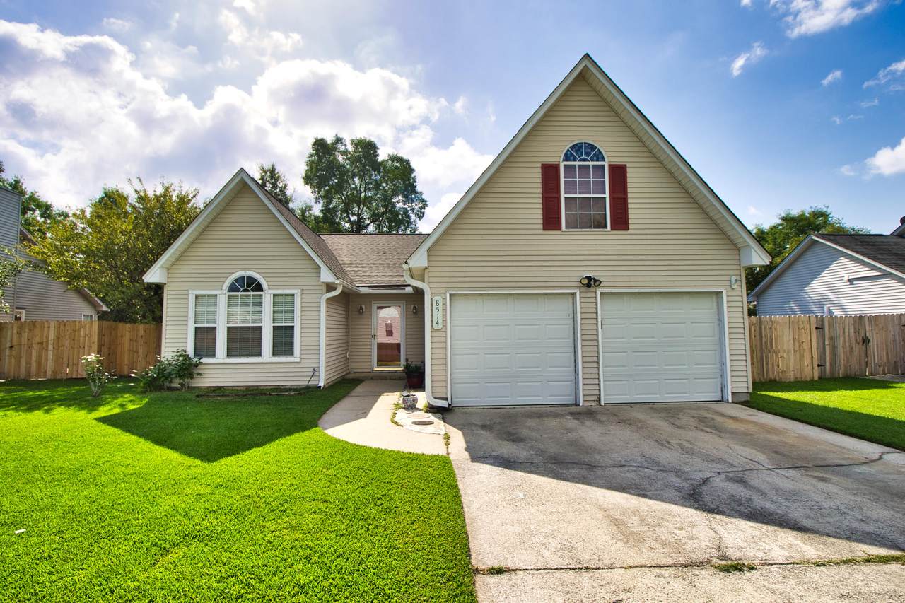 8514 Roanoke Drive - Photo 1