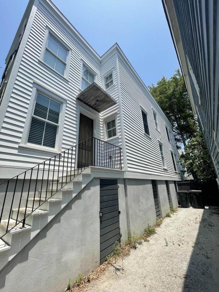 56 America Street - Photo 1