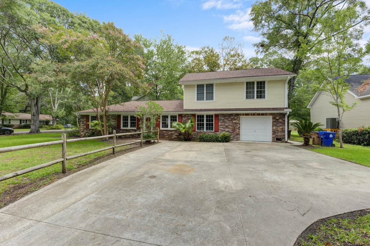 1152 Bradford Avenue - Photo 1
