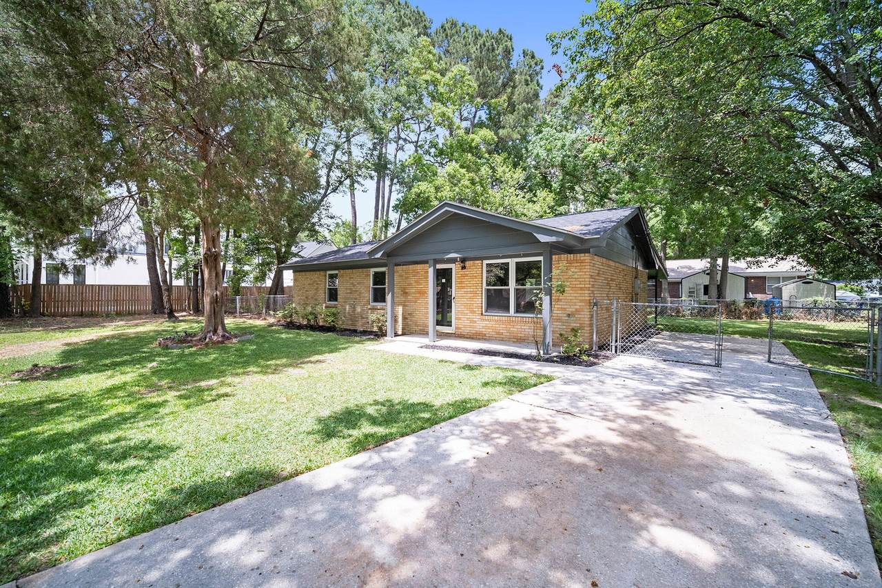 2634 Myrtis Lane - Photo 1