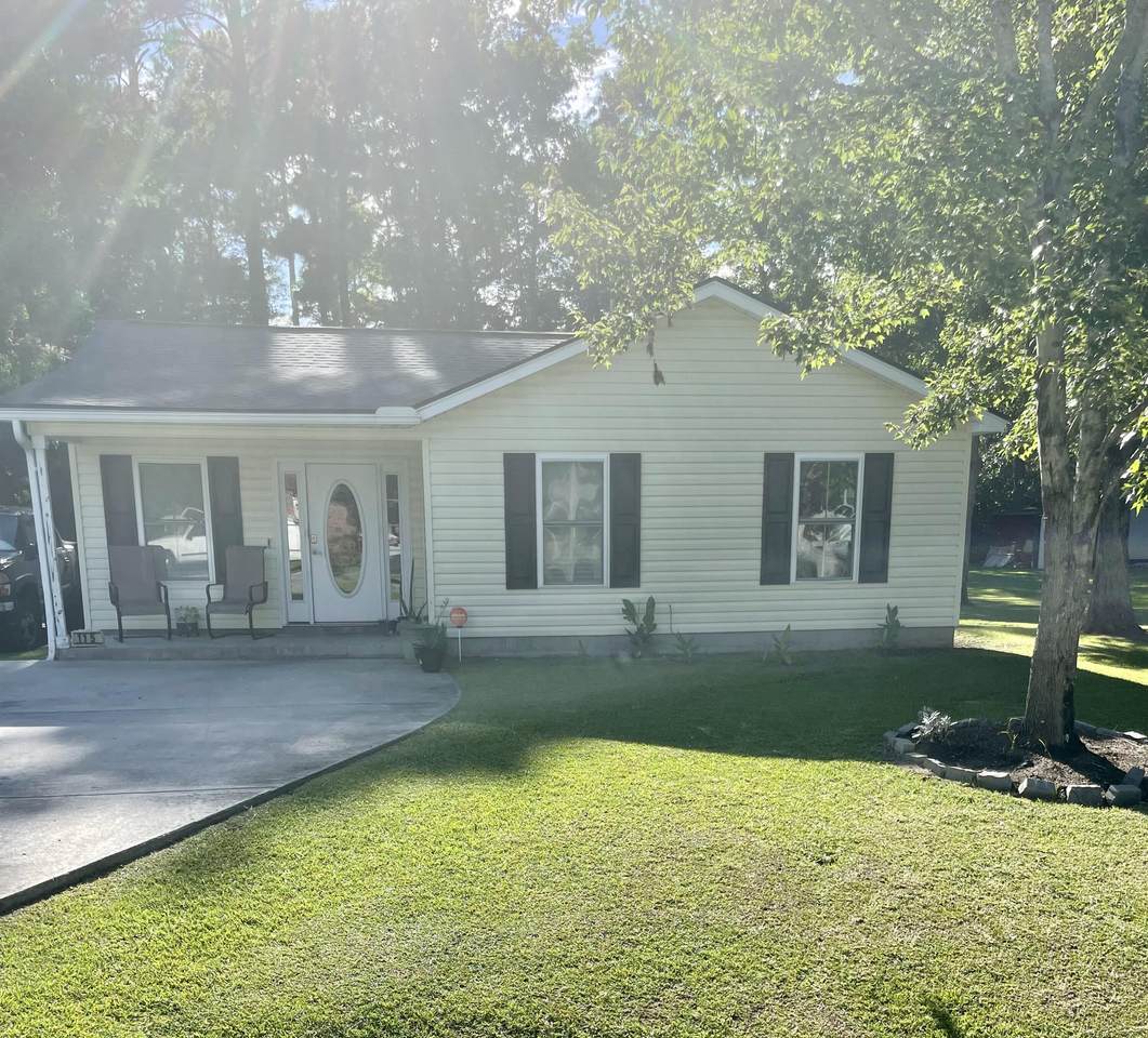 115 Merrimack Boulevard - Photo 1