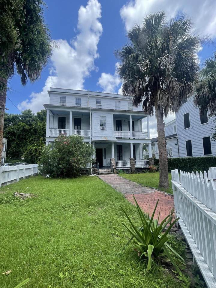 52 Laurens Street - Photo 1