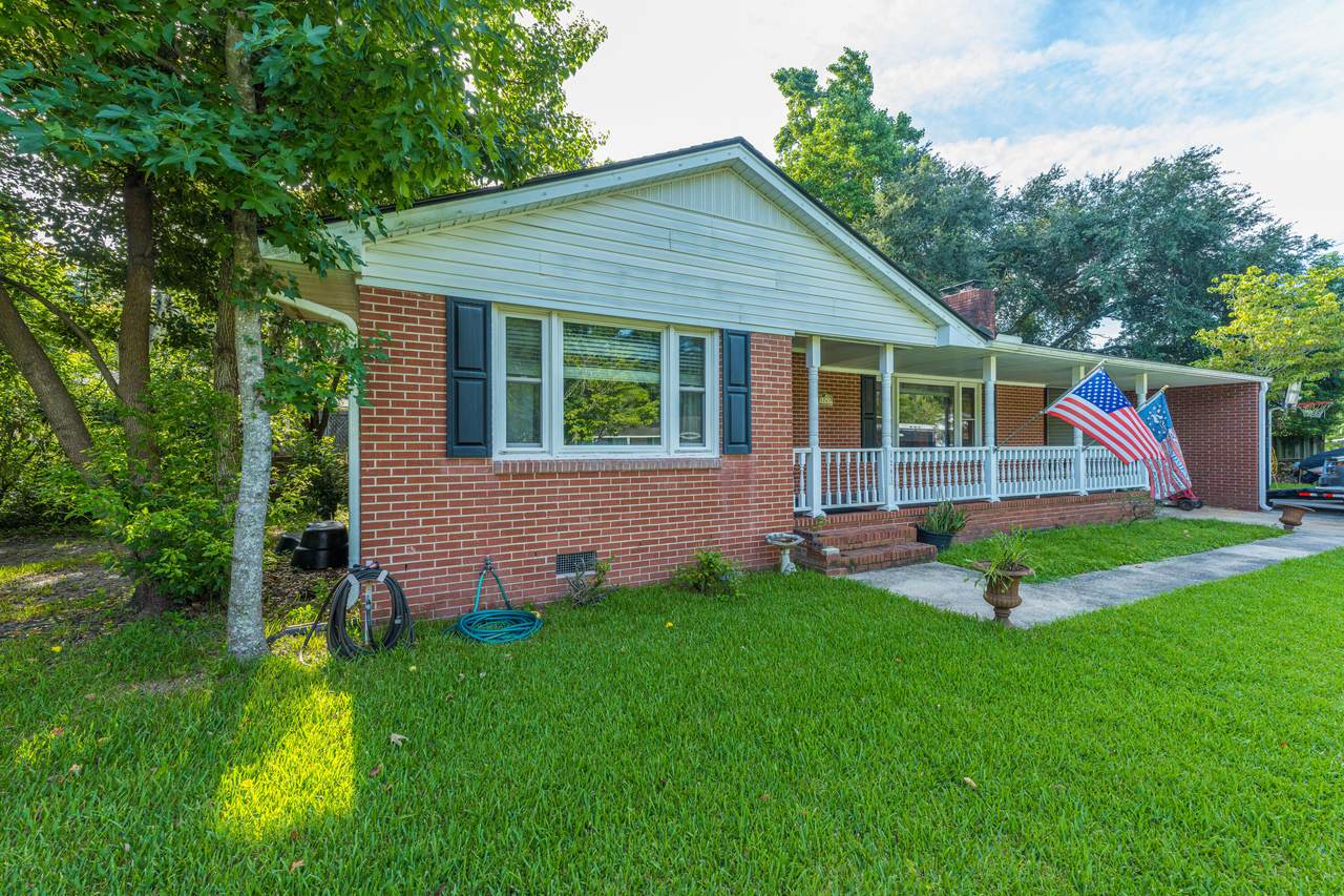 1261 Fort Drive - Photo 1