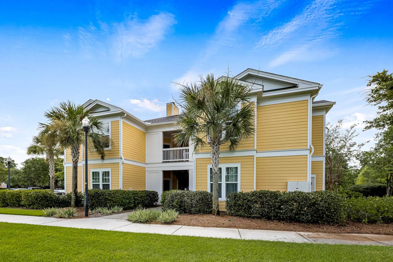 1414 Rosewood Lane - Photo 1