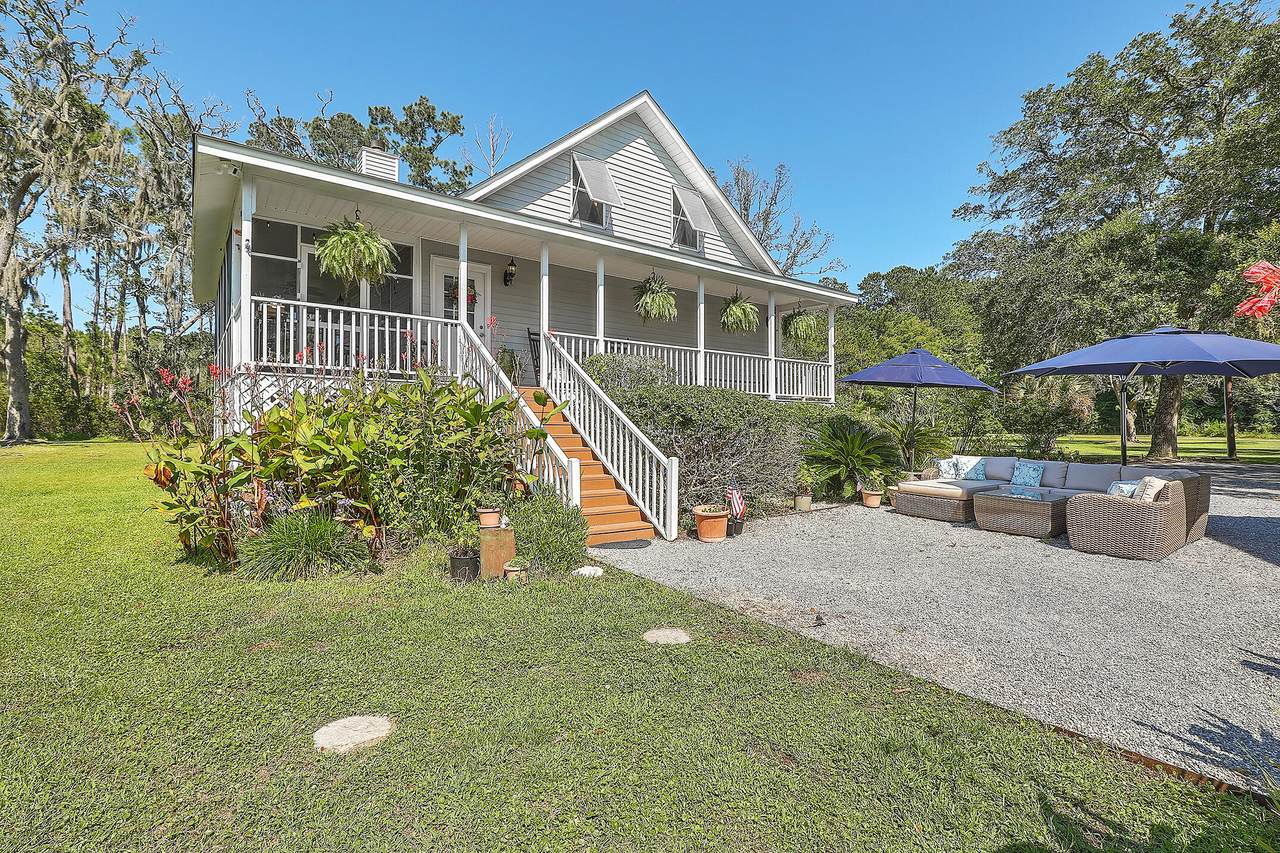 8490 Chisolm Plantation Road - Photo 1