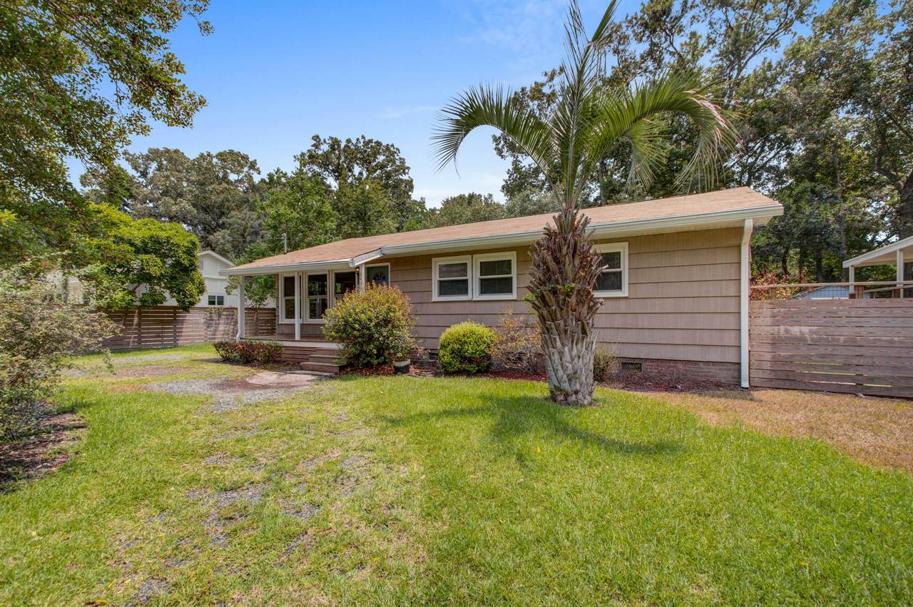 2433 Lantern Street - Photo 1