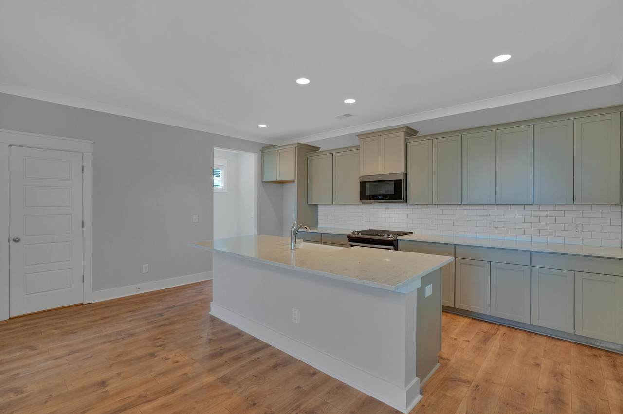 2443 Blue Bayou Boulevard - Photo 1