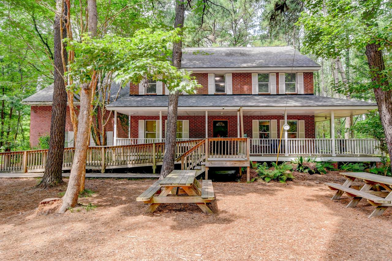 1152 Guerins Bridge Road - Photo 1