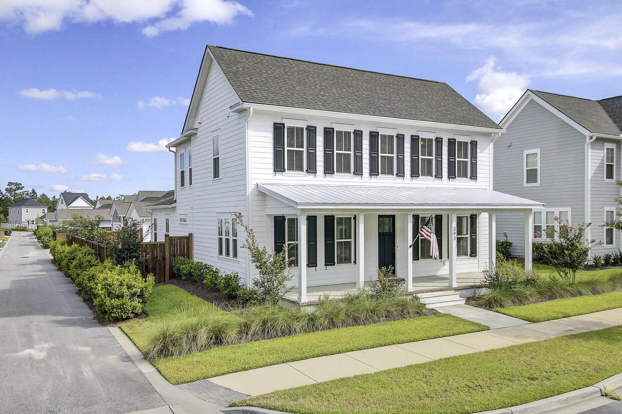 393 Oak Park Street - Photo 1